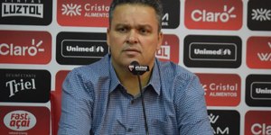 Presidente de time da Série B ataca atletas: "Mudar de profissão"