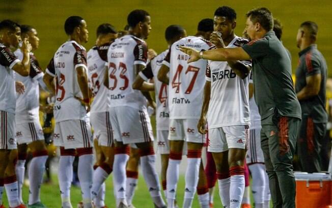 Fabio Matias passa o bastão para Paulo Sousa no Flamengo: 'Sentimento de dever cumprido'
