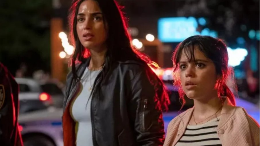 Jenna Ortega quer sair de ‘Pânico 7’ após demissão de Melissa Barrera; atriz foi dispensada por apoiar a Palestina