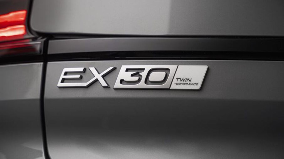 Logo do Volvo EX30 Twin Motor
