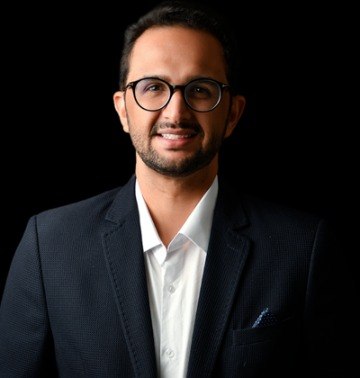 Empresário, empreendedor, escritor, palestrante, treinador, mentor de negócios, CEO da MR3 Comunicação e Sócio do Instituto Êxito de Empreendedorismo