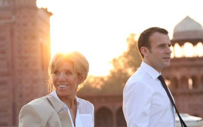 Emmanuel Macron e sua esposa, Brigitte Macron, na Índia