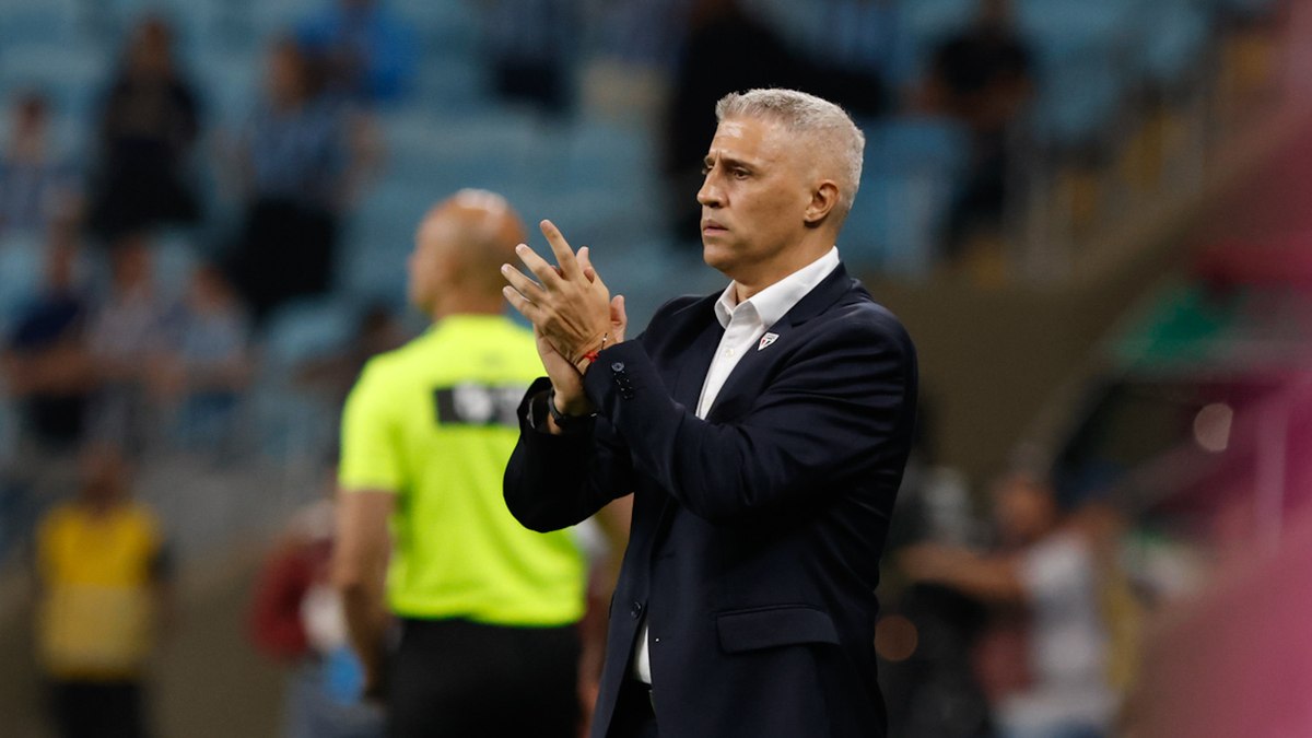 Crespo motivador na derrota so São Paulo para o Grêmio