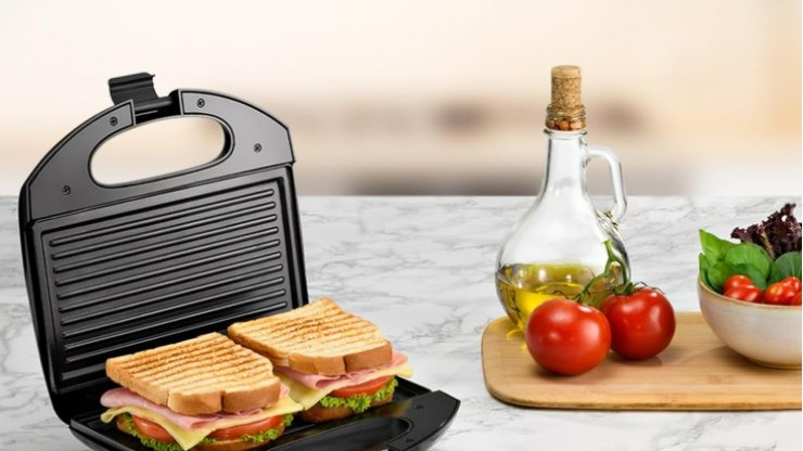 Por menos de R$ 60, sanduicheira chama atenção na Amazon