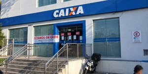 Empregados da Caixa decidem na próxima semana sobre fim da greve