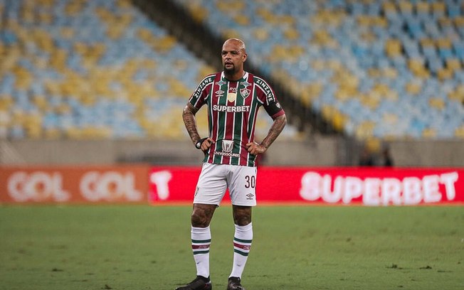 Felipe Melo foi titular diante do Red Bull Bragantino, no último sábado (13)