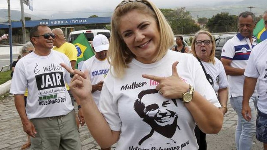 Ana Cristina Valle, ex-mulher de Bolsonaro