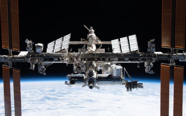 Rússia e EUA continuarão voos conjuntos à ISS até 2025