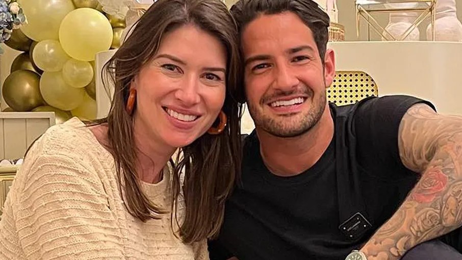 Rebeca Abravanel é casada com Alexandre Pato.
