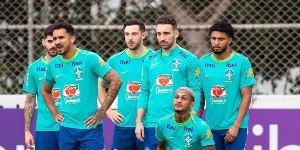 Jogador da Seleção Brasileira estaria em caso de prostituição