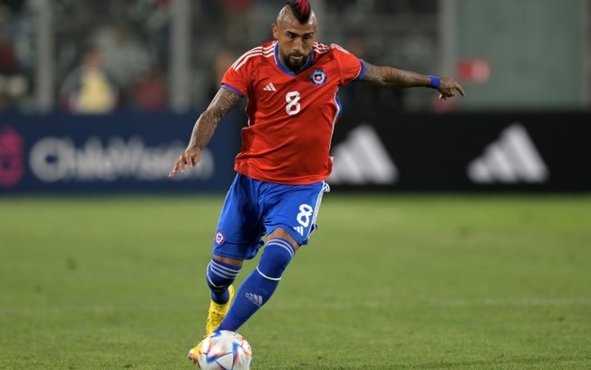 Arturo Vidal em campo pela seleção chilena em jogo contra o Paraguai em março do ano passado Arturo Vidal em campo pela seleção chilena em jogo contra o Paraguai em março do ano passado