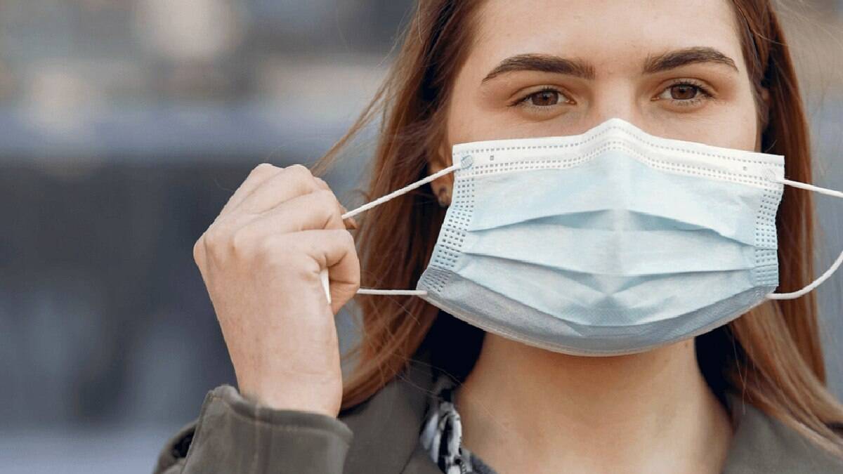 Uso de máscara deixa de ser obrigatório na França