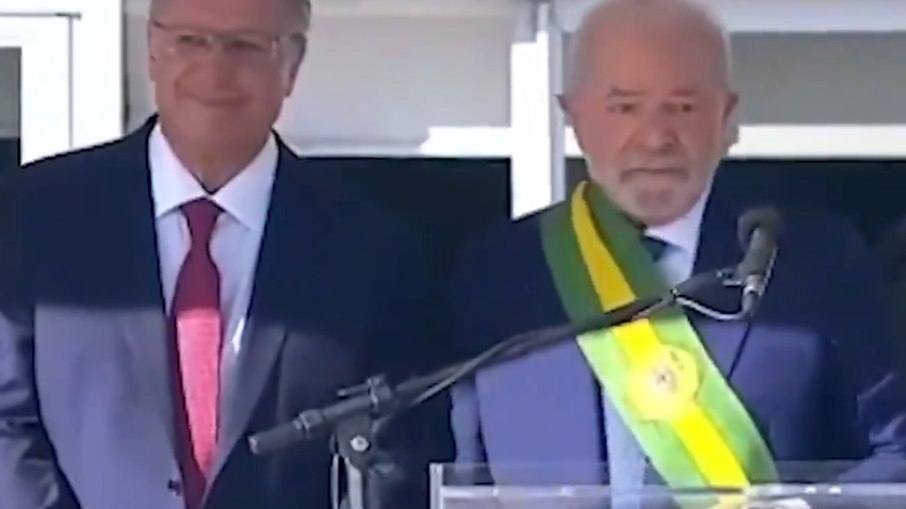 Geraldo Alckmin falou com Lula antes do discurso