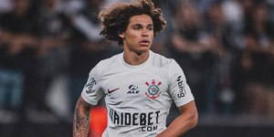 Ex-Corinthians conta como é morar nos Emirados Árabes Unidos