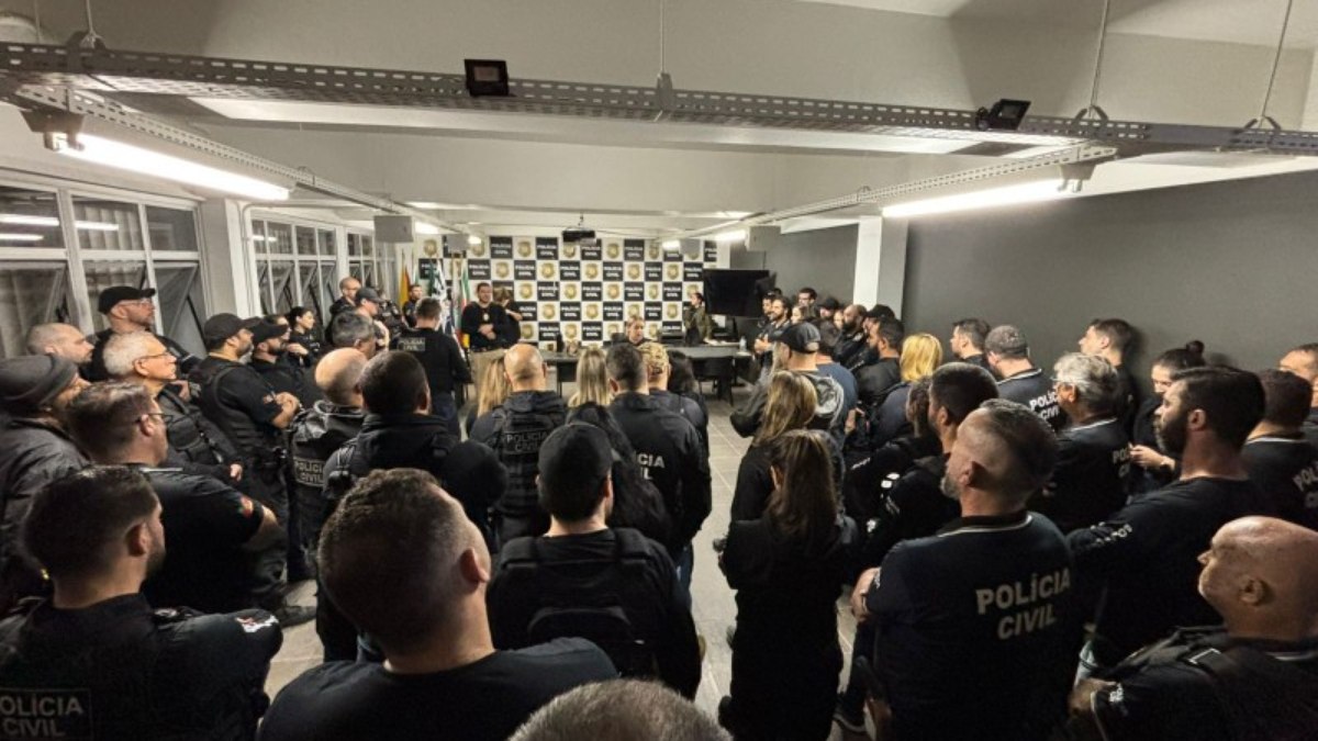 Objetivo foi desmantelar 'bunkers' de facções criminosas