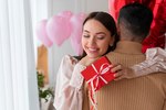 O que dar para uma mulher no Dia dos Namorados com até R$ 300?
