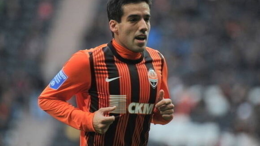 Ilsinho em partida pelo Shakhtar Donetsk