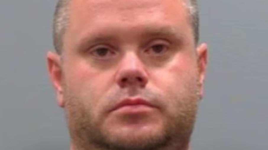 Ryan Smith, acusado de roubar boneca sexual de um morto, em uma foto divulgada pela polícia