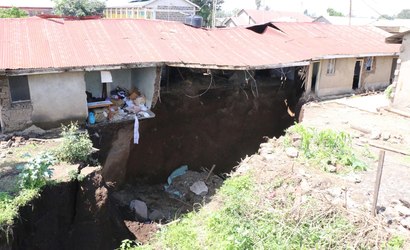 Quênia: chuva e tremor causam rachaduras gigantes