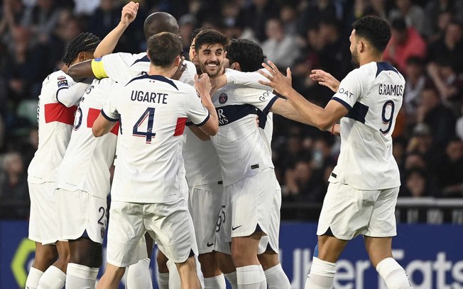 Paris Saint-Germain vence na última rodada do Francês