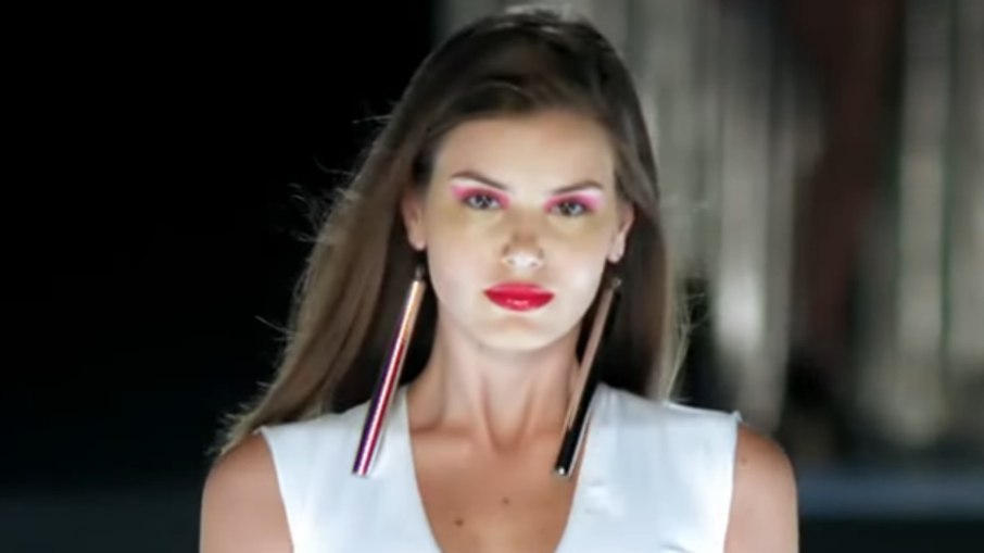 Camila Queiroz em Verdades Secretas Camila Queiroz em Verdades Secretas