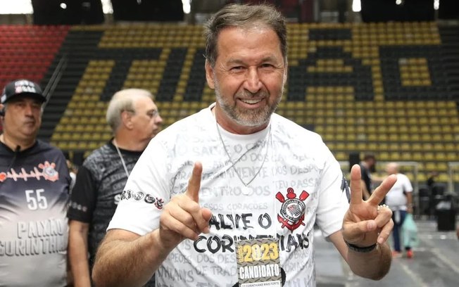 Augusto Melo vence André Negão e é eleito o novo presidente do Corinthians