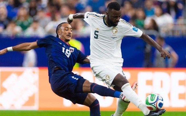 Cabo Verde x Arábia Saudita em jogo válido pela Copa do Mundo