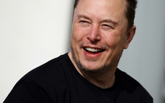 Elon Musk desafia Alexandre de Moraes por 'censura' no X