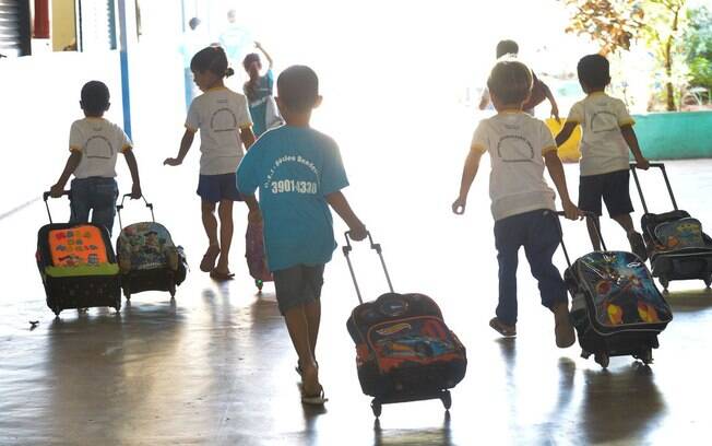 Retomada pode ser complicada pela falta de uma vacina e o medo de uma Retomada pode ser complicada pela falta de uma vacina e o medo de uma