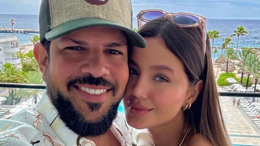A influenciadora se considera submissa ao sertanejo por sua crença cristã de que a relação A influenciadora se considera submissa ao sertanejo por sua crença cristã de que a relação