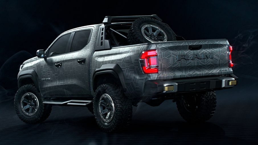 RAM Dakota Nightfall Concept RAM Dakota Nightfall Concept