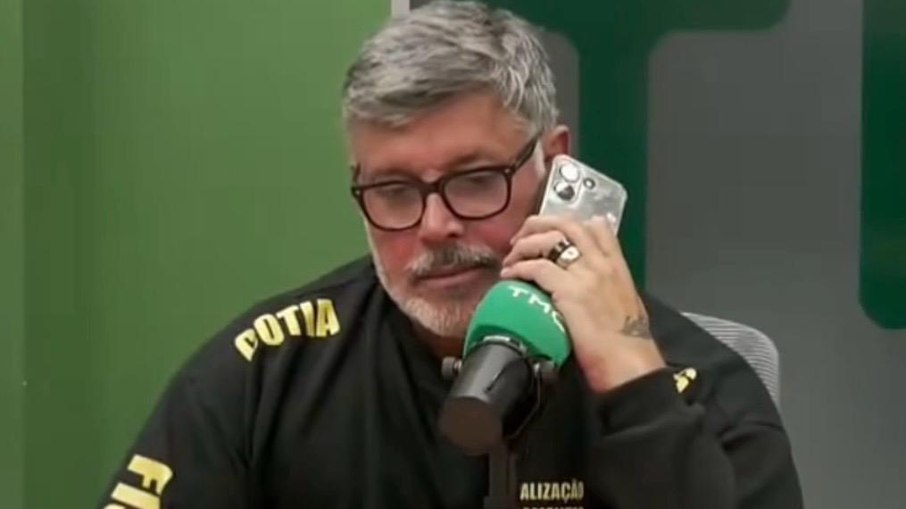 Alexandre Frota fez ligação durante podcast do TMC