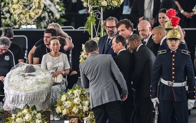 Presidente da Conmebol exalta importância de Pelé: 'Toda homenagem será pouca' Presidente da Conmebol exalta importância de Pelé: 'Toda homenagem será pouca'