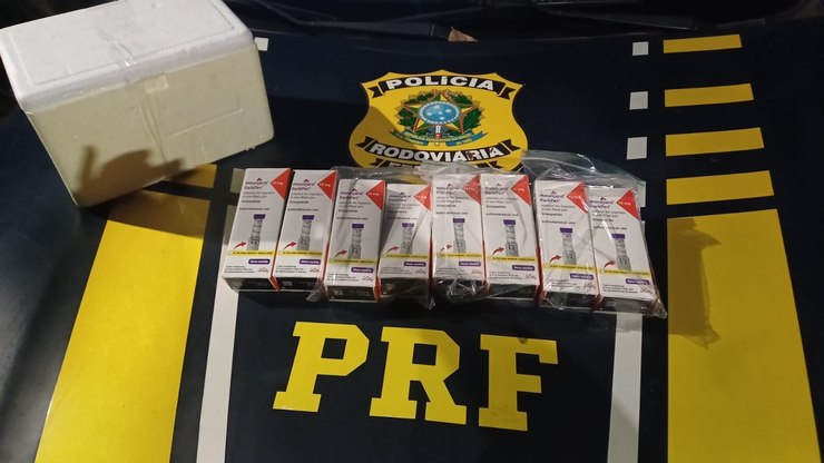 PRF intercepta carga irregular de canetas emagrecedoras em Goiás