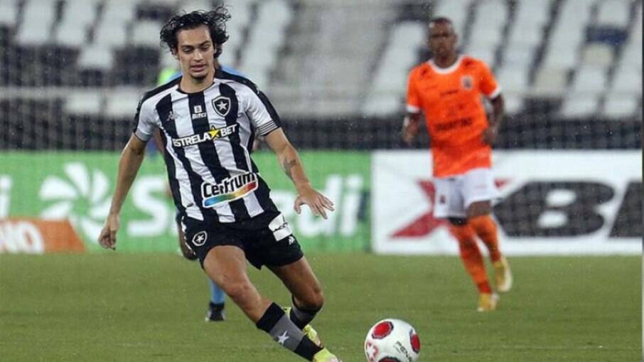 Botafogo precisa reagir com mudanças estratégicas do elenco