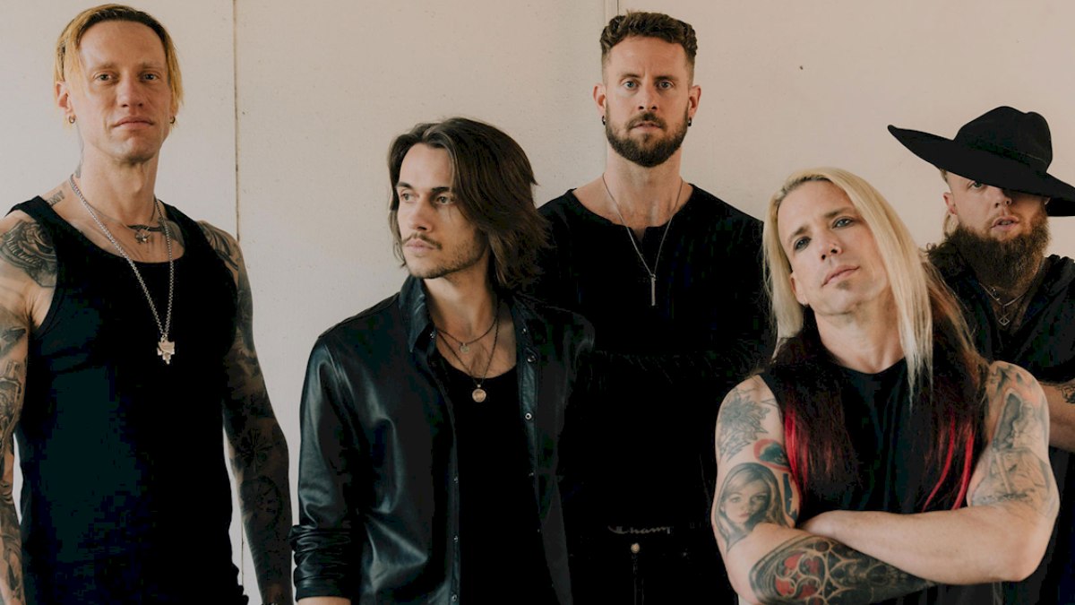 Velvet Chains: 'How The Story Ends' é sobre perda e reconstrução