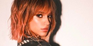 Ex-BBB Alane Dias muda o visual e ganha elogios: 'Musa'