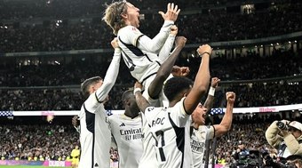 Modric entra e faz o gol da vitória do líder Real sobre o Sevilla