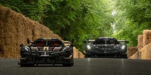Carro feito com mais de 327 mil peças de Lego chega a 111 km/h