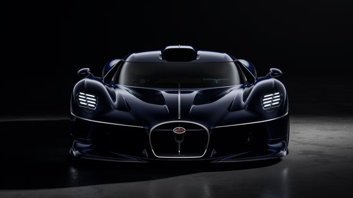 Bugatti Destrier é um exemplar único baseado no Bolide e mantém o motor W16 8.0 quadriturbo de 1.600 cv.