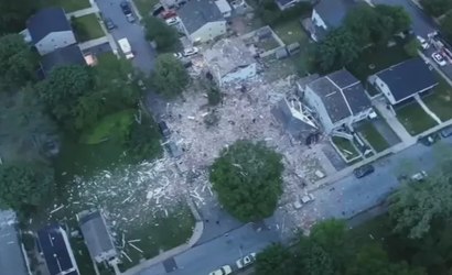 Casa desaparece após explosão que matou quatro pessoas