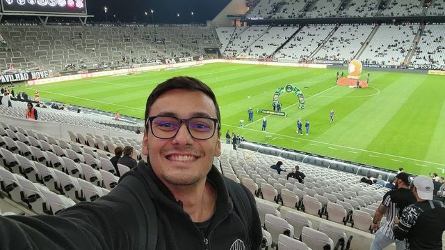 Repórter Vitor Chicarolli denunciou episódio de agressão no Maracanã