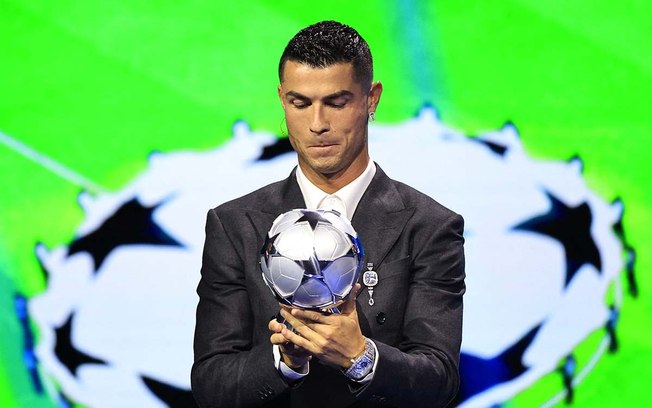 Cristiano Ronaldo participou do sorteio da Champions 