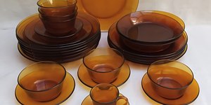 Louças dos anos 80 viram itens de luxo e custam até R$ 50 mil