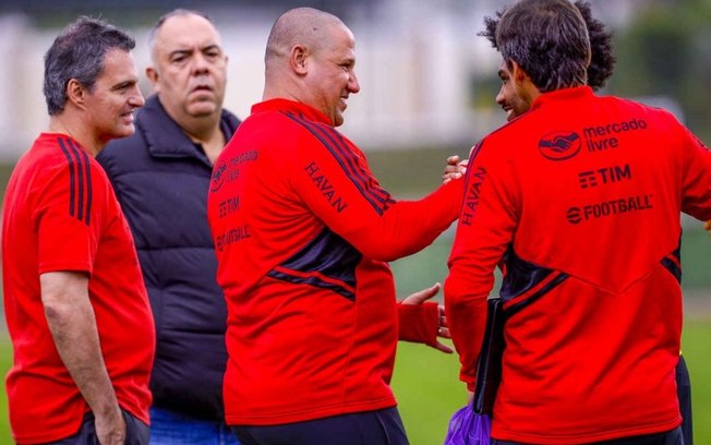 Sob o comando de Mario Jorge, Flamengo encerra preparação para enfrentar o Internacional