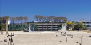 Trama golpista: 7 aliados de Bolsonaro vão a julgamento nesta 3ª