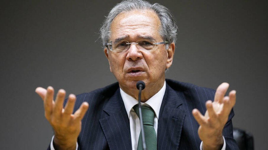 Paulo Guedes defende desoneração