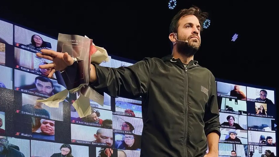 Pablo Marçal, que foi condenado por abuso de poder político, econômico e outros crimes.