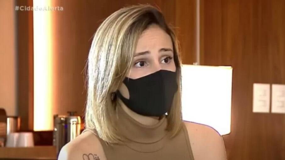 Débora Saraiva diz que ela e o filho foram agredidos por Jairinho