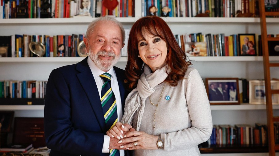 O encontro entre Lula e Cristina durou cerca de 50 minutos O encontro entre Lula e Cristina durou cerca de 50 minutos